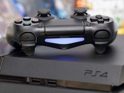 Пользователи PlayStation 4 проводят за консолью 50 тысяч лет в неделю