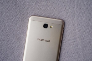 Samsung выпустит новый смартфон Galaxy J7 Max